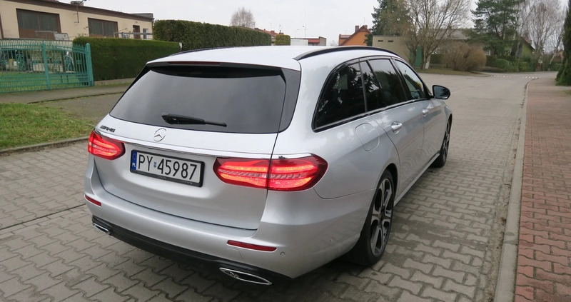 Mercedes-Benz Klasa E cena 107900 przebieg: 139000, rok produkcji 2018 z Poddębice małe 704
